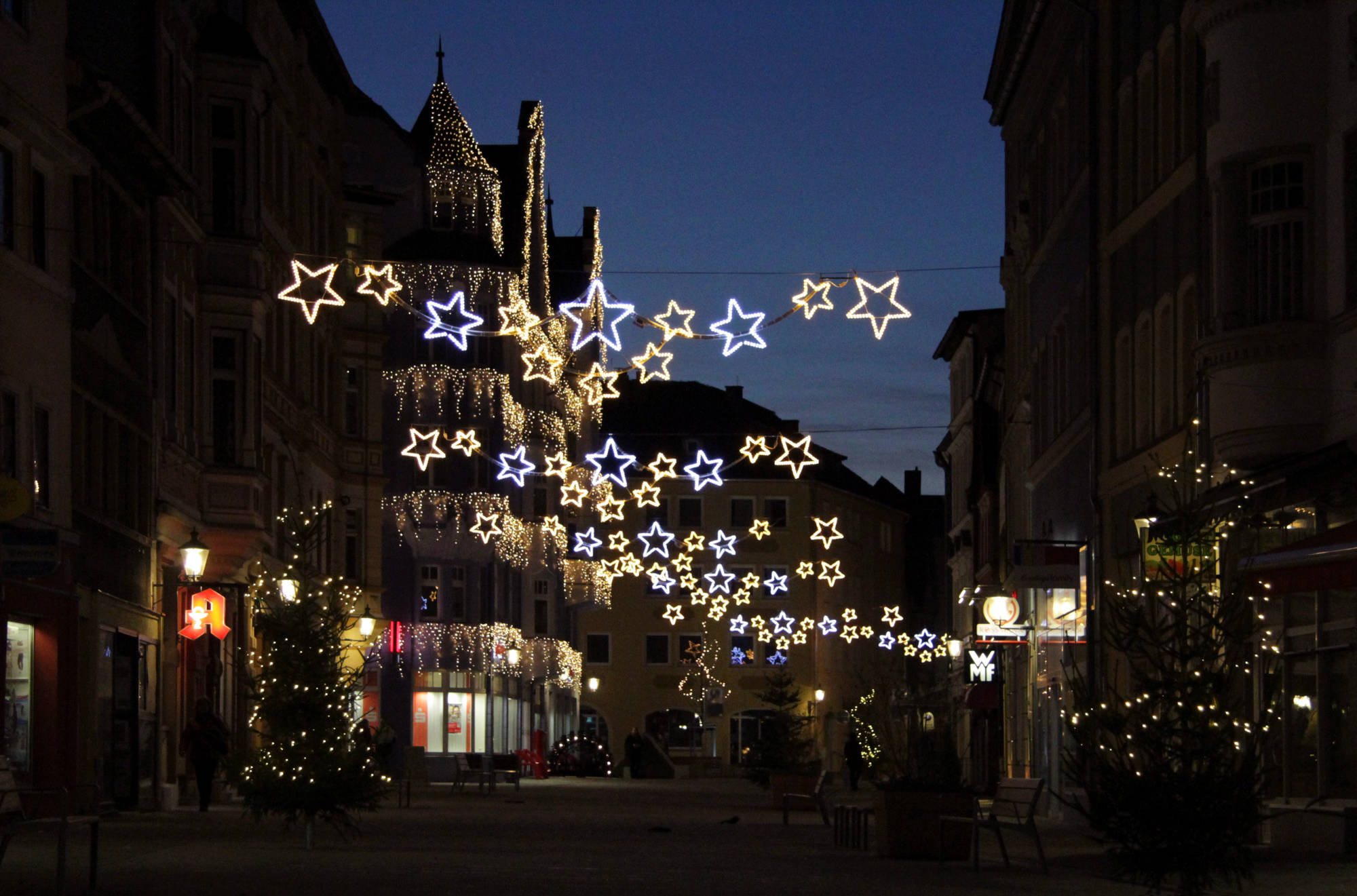 Dessau Weihnachtsbeleuchtung Abhängung